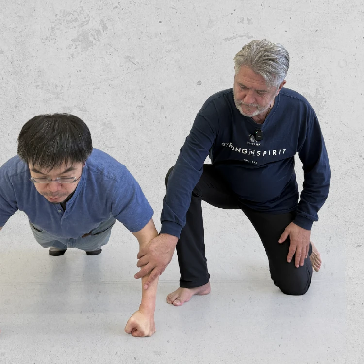 SystemaHQ Head Instructor Vladimir Vasiliev training student Breath and Health lessons